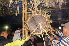 le hoi dap trong nguoi ma coong