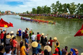 Khai mở “mỏ vàng” di sản văn hóa